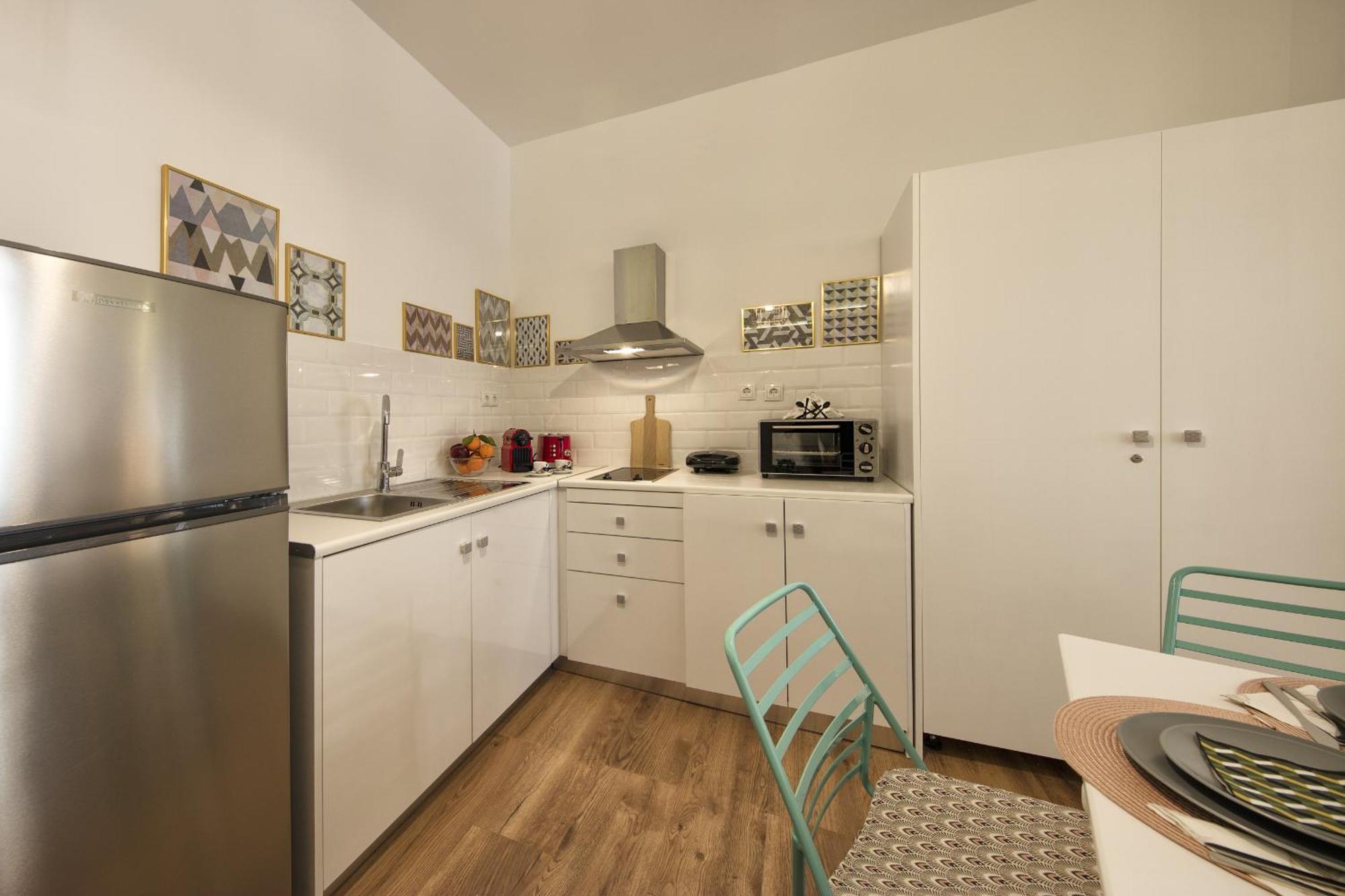 Exquisite Apartment In The Center Of Atena Exterior foto