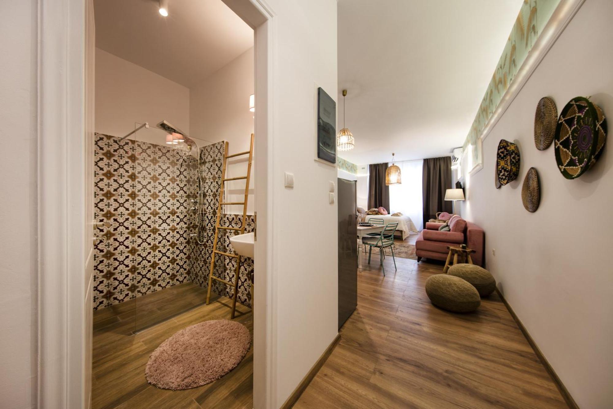 Exquisite Apartment In The Center Of Atena Exterior foto